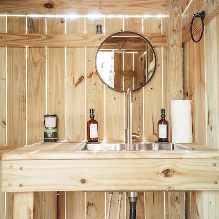 Апартаменты Blue Brambler Glamping A-Frame Rockbridge Экстерьер фото