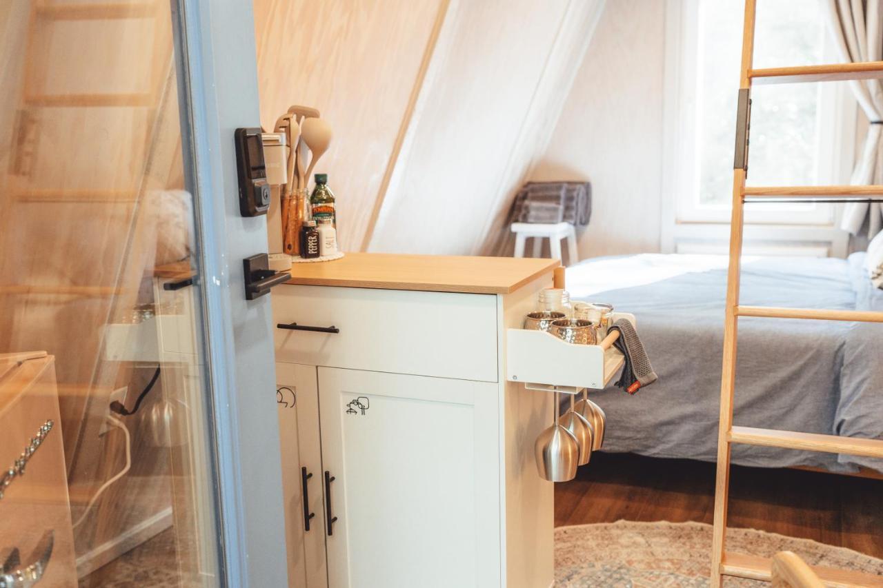 Апартаменты Blue Brambler Glamping A-Frame Rockbridge Экстерьер фото