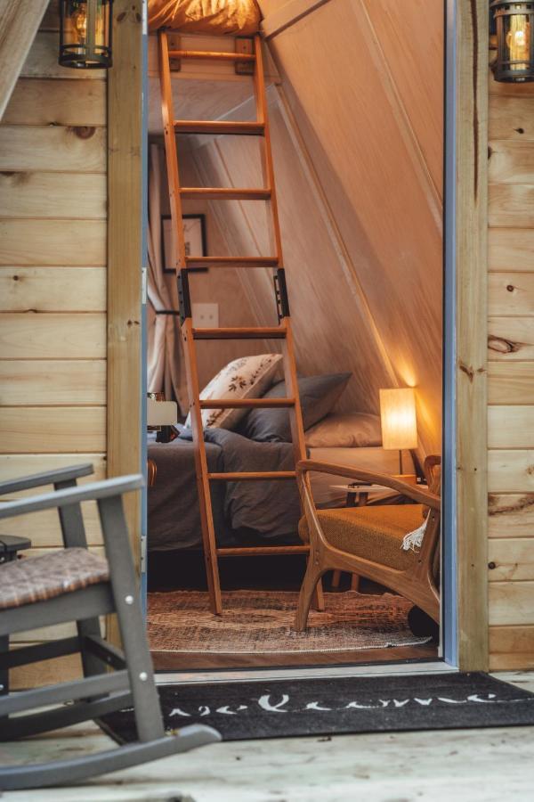 Апартаменты Blue Brambler Glamping A-Frame Rockbridge Экстерьер фото