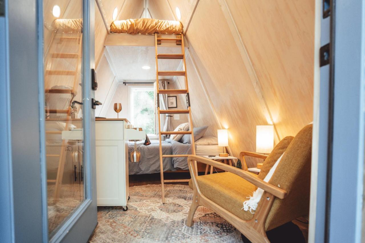 Апартаменты Blue Brambler Glamping A-Frame Rockbridge Экстерьер фото